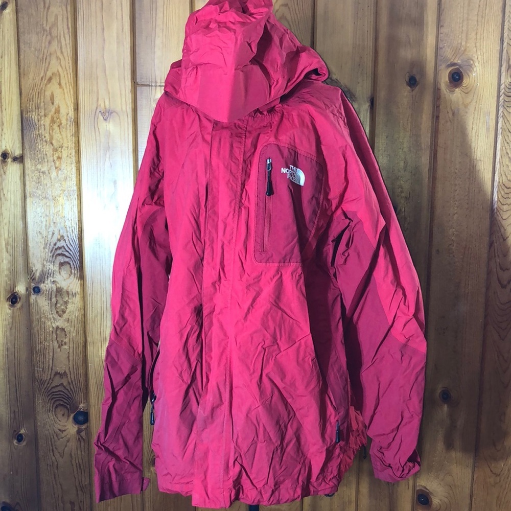 The north face men’s red jacket size large rain jacket outdoors hiking coat​
